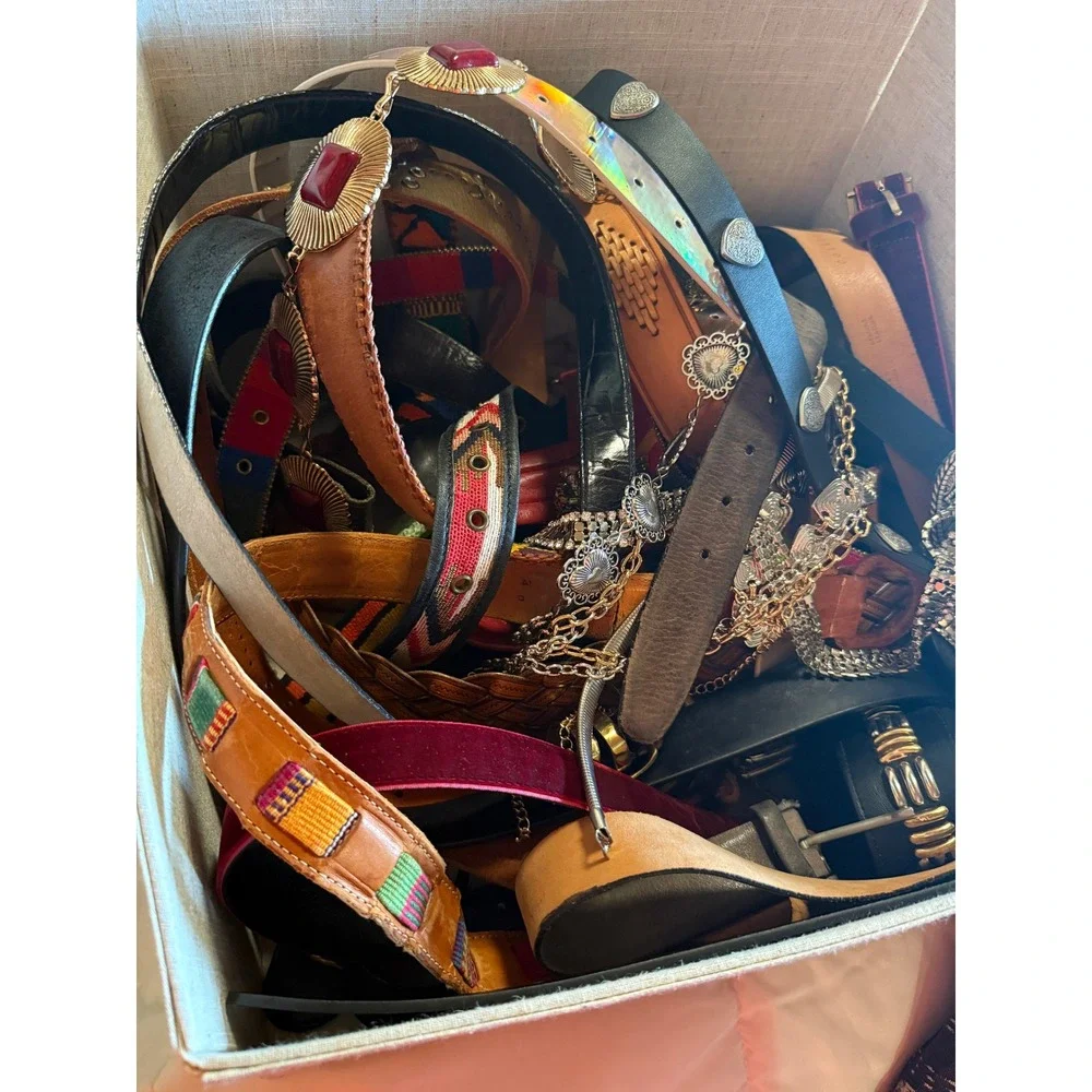 Vintage & Modern Belts lot all sizes concha, vintage, 90s, modern approx 20 pcs - Picture 3 of 5